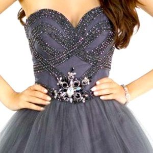 Gorgeous gunmetal long tulle dress!